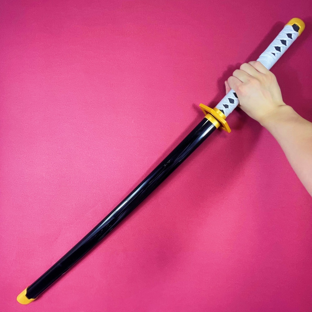 سيف كاتانا ياباني بحجم حقيقي 1 - مراجعة Cosplay Prop Katana وسعره