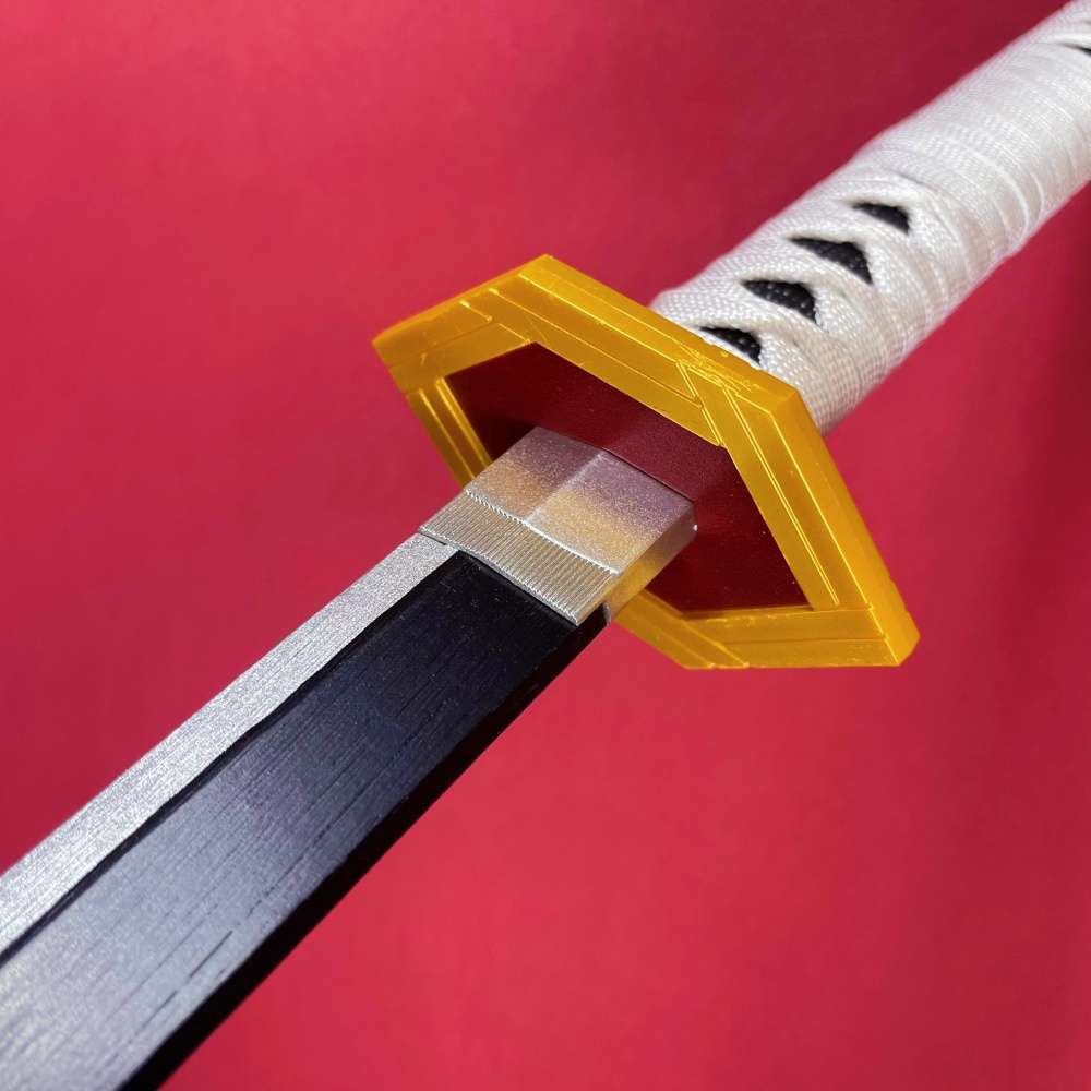 سيف كاتانا ياباني بحجم حقيقي 1 - مراجعة Cosplay Prop Katana وسعره